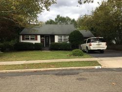 Pre-foreclosure Listing in FRANCES PL HAZLET, NJ 07730