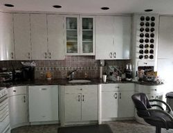 Pre-foreclosure in  TIMBER RIDGE DR Holbrook, NY 11741