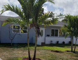 Pre-foreclosure Listing in HAWTHORNE DR WEST PALM BEACH, FL 33403