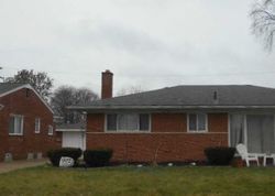 Pre-foreclosure Listing in BERWYN ST DEARBORN HEIGHTS, MI 48127