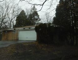 Pre-foreclosure Listing in OXFORD RD TROY, NY 12180