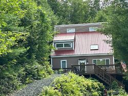 Pre-foreclosure in  SUMMIT DR Campton, NH 03223
