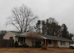 Pre-foreclosure Listing in GLEN DR PEABODY, MA 01960