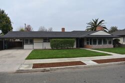 Pre-foreclosure in  VALENCIA DR Exeter, CA 93221