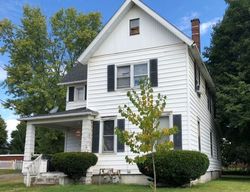 Pre-foreclosure Listing in 18TH ST NW CANTON, OH 44703