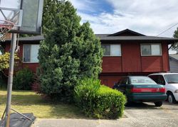 Pre-foreclosure in  JADE AVE Everett, WA 98201