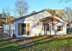 Pre-foreclosure in  E JONES Williamsville, IL 62693