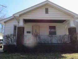 Pre-foreclosure in  YALE BLVD Springfield, IL 62703