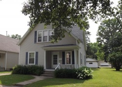 Pre-foreclosure in  S COLUMBIA AVE Springfield, IL 62704