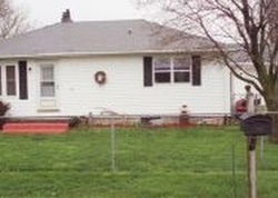 Pre-foreclosure Listing in LANESVILLE RD BUFFALO, IL 62515