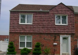 Pre-foreclosure in  COMSTOCK AVE Staten Island, NY 10314