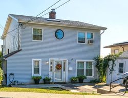 Pre-foreclosure in  TOMPKINS CIR Staten Island, NY 10301