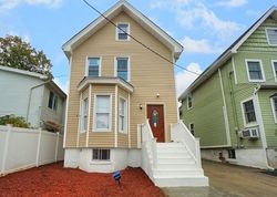 Pre-foreclosure in  MORNINGSTAR RD Staten Island, NY 10303