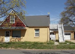 Pre-foreclosure in  GROVE AVE Staten Island, NY 10302