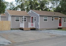 Pre-foreclosure Listing in LEDGE RD NORTON, MA 02766