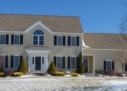 Pre-foreclosure in  OCEAN HILL DR Kingston, MA 02364