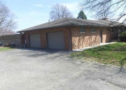 Pre-foreclosure in  W HICKORY GROVE RD Dunlap, IL 61525