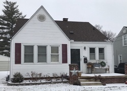 Pre-foreclosure Listing in W ALBANY AVE PEORIA, IL 61604