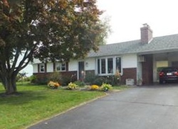 Pre-foreclosure Listing in APPLE BLOSSOM RD EASTON, PA 18040