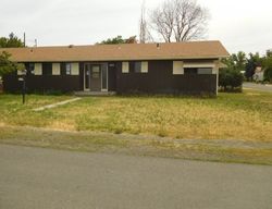 Pre-foreclosure in  NW 11TH AVE Milton Freewater, OR 97862