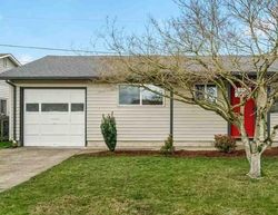 Pre-foreclosure in  QUINN RD Woodburn, OR 97071