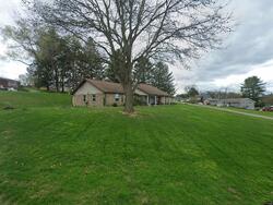 Pre-foreclosure in  ZELLA DR Zanesville, OH 43701