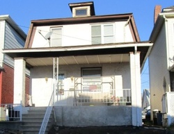 Pre-foreclosure Listing in VICTOR ST EASTON, PA 18042