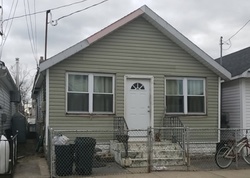 Pre-foreclosure Listing in W 14TH RD FAR ROCKAWAY, NY 11693