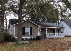 Pre-foreclosure in  AUTUMN RIDGE DR W Mobile, AL 36695