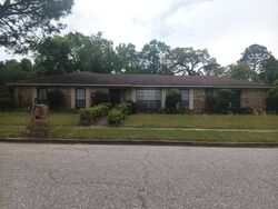 Pre-foreclosure in  SAVANNAH ST Mobile, AL 36603