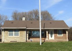 Pre-foreclosure in  LARPENTEUR AVE E Saint Paul, MN 55109