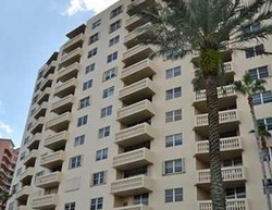 Pre-foreclosure in  EDGEWATER DR  Miami, FL 33133