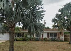 Pre-foreclosure in  SE 11TH ST Stuart, FL 34996