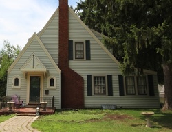 Pre-foreclosure in  S LINDEN AVE Decatur, IL 62522
