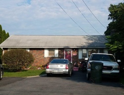 Pre-foreclosure in  CHAPMANS RD Allentown, PA 18106