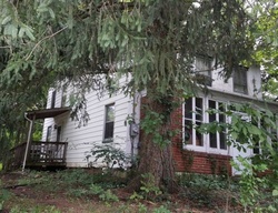 Pre-foreclosure in  PASSER RD Coopersburg, PA 18036