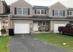 Pre-foreclosure in  ROCKY KNOB WAY Mountville, PA 17554