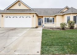 Pre-foreclosure Listing in FREEDOM DR LEMOORE, CA 93245