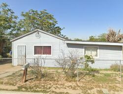  Powell Ln, Bakersfield CA