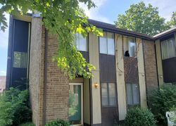 Pre-foreclosure Listing in N TAZWELL DR LOUISVILLE, KY 40241