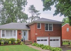 Pre-foreclosure in  MCMAHAN BLVD Louisville, KY 40220