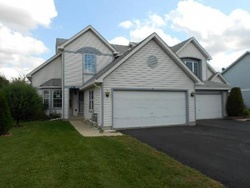 Pre-foreclosure Listing in NEWPORT CIR OSWEGO, IL 60543