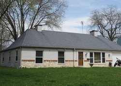 Pre-foreclosure Listing in FERNWOOD RD MONTGOMERY, IL 60538