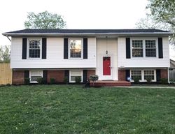 Pre-foreclosure in  LA FON AVE Louisville, KY 40228