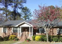 Pre-foreclosure Listing in MOUNTAIN GAP CIR BIRMINGHAM, AL 35226