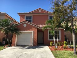 Pre-foreclosure in  SE 14TH CT Homestead, FL 33035