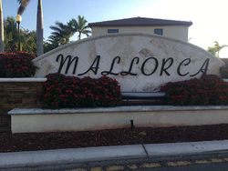 Pre-foreclosure in  SE 37TH PL Homestead, FL 33033