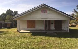 Pre-foreclosure in  S DESOTO AVE Avon Park, FL 33825