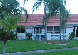  Laurel Green Dr, Boynton Beach FL