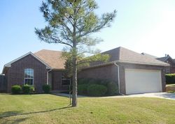 Pre-foreclosure Listing in NW 157TH ST EDMOND, OK 73013